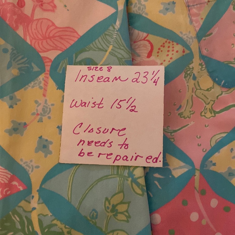 Lilly Pulitzer capri pants sz 6 Manta Ray Patch pattern
